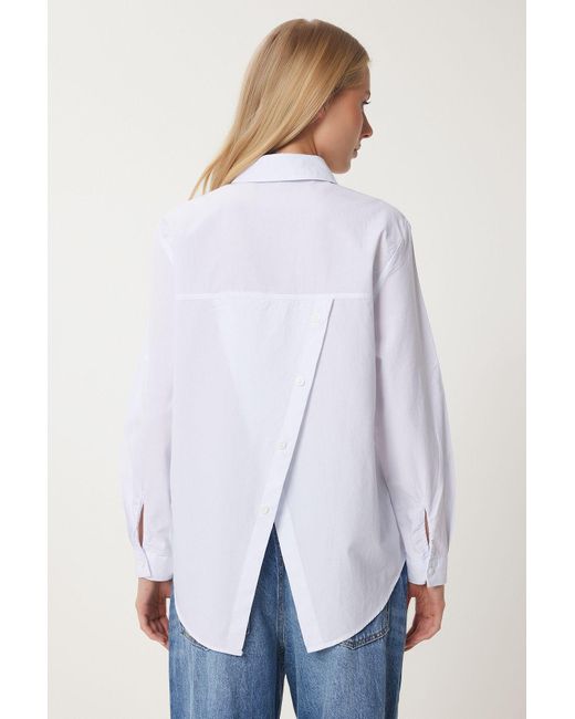 Happiness İstanbul White Weiße Asymmetrische Fiktion Mit Details Für Gewebtes Hemd Für Damen