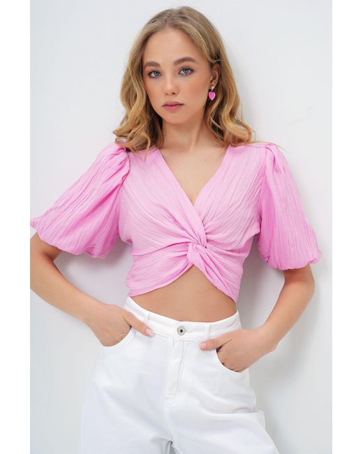Trend Alaçatı Stili Pink Bluse Mit V-Ausschnitt Und Knoten, Verdecktem Reißverschluss Und Ballonärmeln, Gewebt, Für Damen