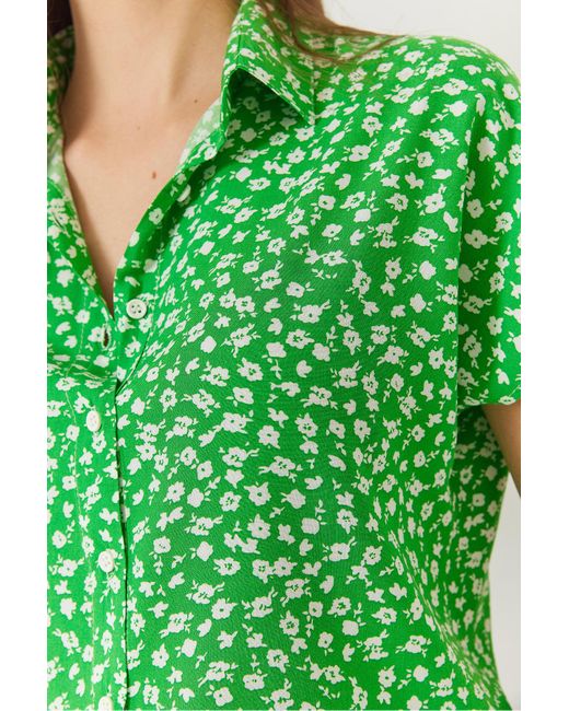 Bianco Lucci Green Gemustertes Viskosehemd Mit Fledermausärmeln Für Damen