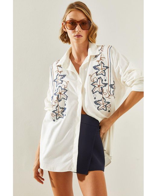 Bianco Lucci White Besticktes, Gemustertes Oversize-Hemd 5928 Für Damen
