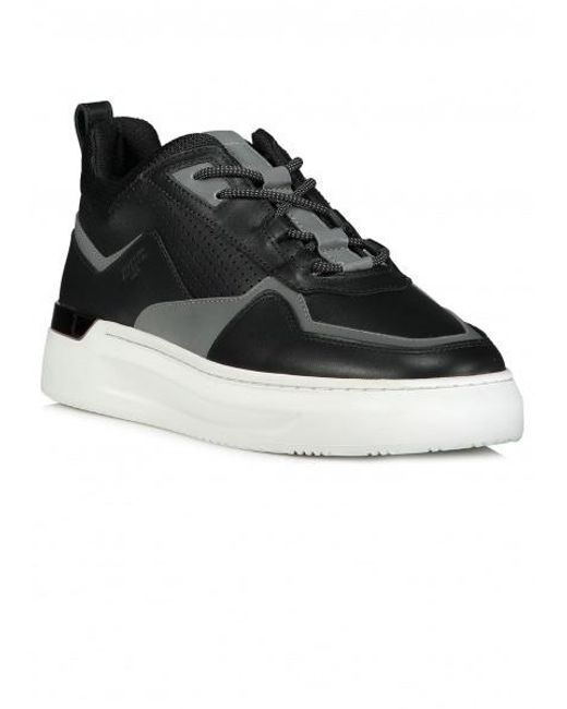 trainers n
