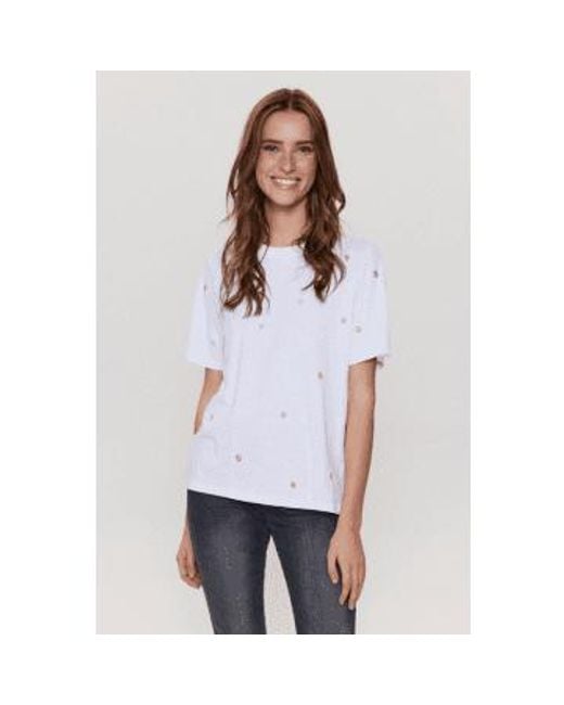 Pilar Bright T Shirt di Numph in White