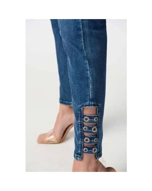 Classic Slim Jeans With Embellished Hem di Joseph Ribkoff in Blue