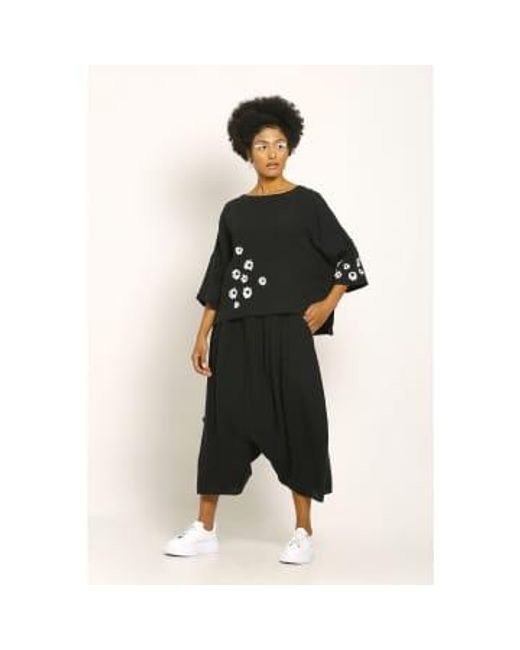 New Arrivals Black Bize Linen Trouser With White Daisies 0