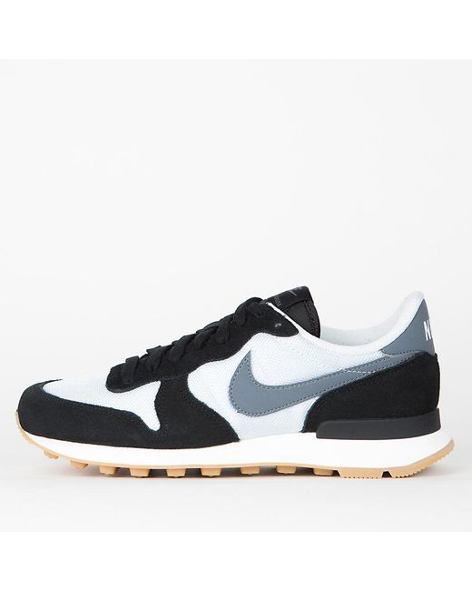nike blush internationalist suede trainers nike blush internationalist suede trainers