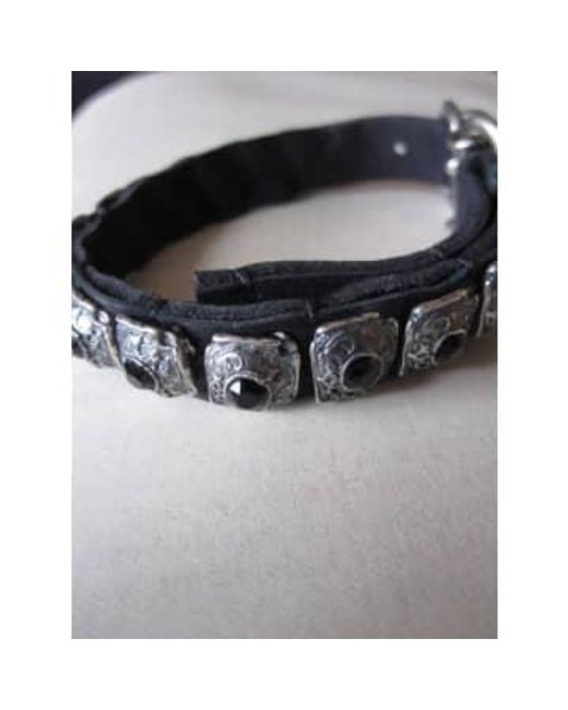Goti Metallic Armband aus 925 oxidiertem silber und leder mit schwarzen steinen