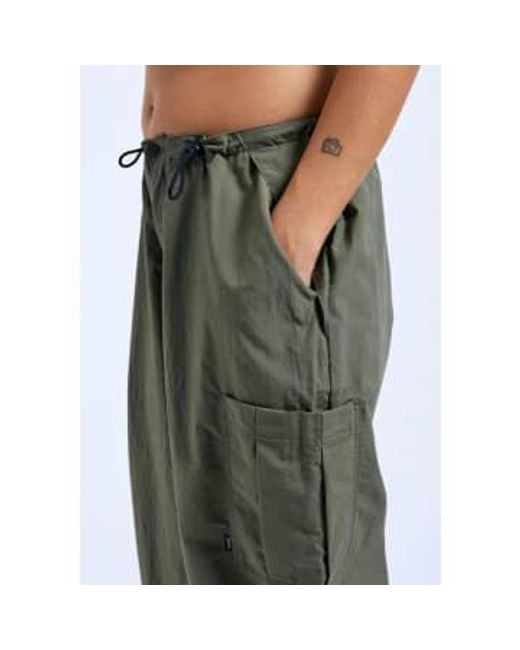 Dr Hale Cargo Baggy Fit Cargos Thyme di Dr. Denim in Blue