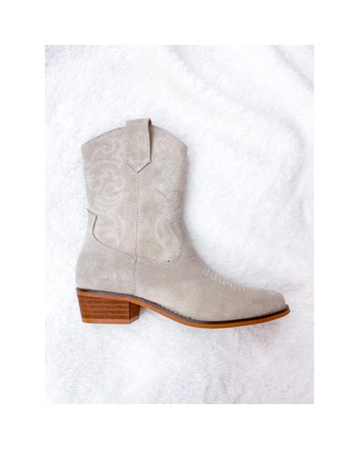 Dwrs Label White Sandstone Suede Western Boots