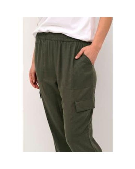 Milia Cropped Pants In Forest Night di Kaffe in Green