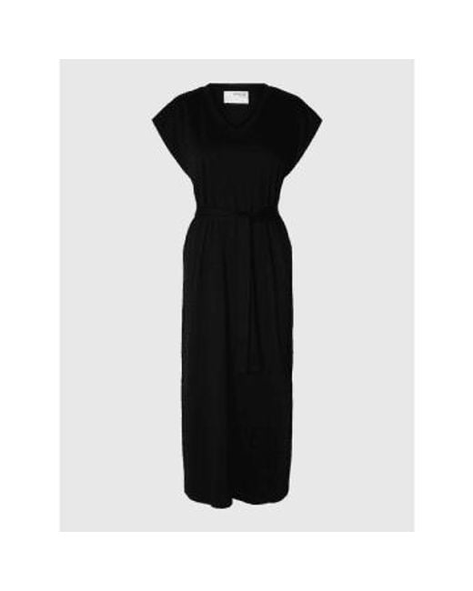 Essential V Neck Ankle Dress di SELECTED in Black