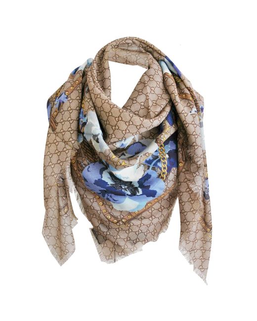 Ssima Scarf Made Of Soft Wool And Silk Blue Flowers Print di Gucci