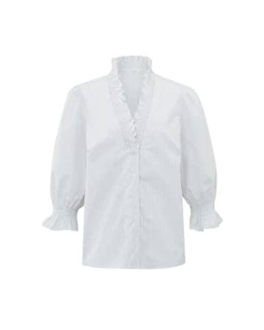 Chemise à volants à fines rayures Yaya en coloris White