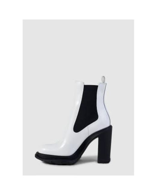 Womens Tread Heeled Ankle Boots In di Alexander McQueen in White