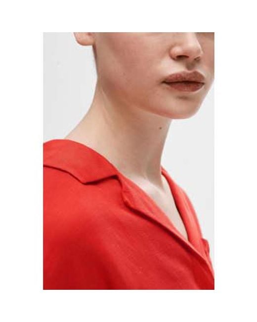 Flame Scarlet Lyra Boxy Linen Shirt di SELECTED in Red