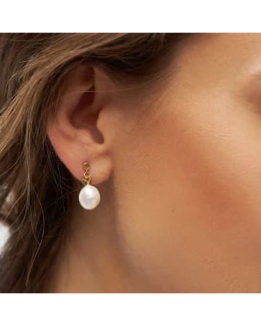 Lulu White Topping Short Pearl Earring Plated Brass