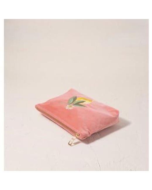 Lemon Blossom Mini Pouch di Elizabeth Scarlett in Pink