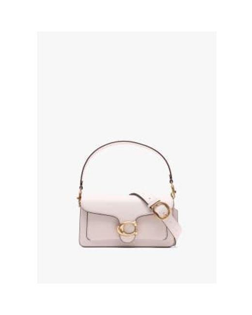 Tabby 26 Chalk Leather Shoulder Bag di COACH in Pink