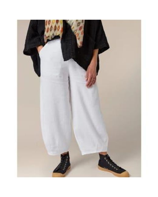 Pantalón burbujas lino retorcido en blanco Sahara de color White