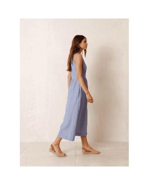 Indi And Cold Crossover Linen Dress In Glacial di Indi & Cold in Blue