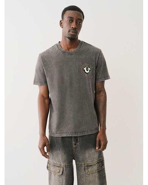 関税込み♪【TRUE RELIGION】SHINING CREST ロゴ ★ Tシャツ SHINING CREST TEE | True Religion