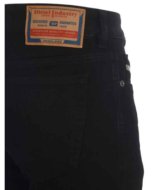 Jeans Sleenker di DIESEL in Black da Uomo