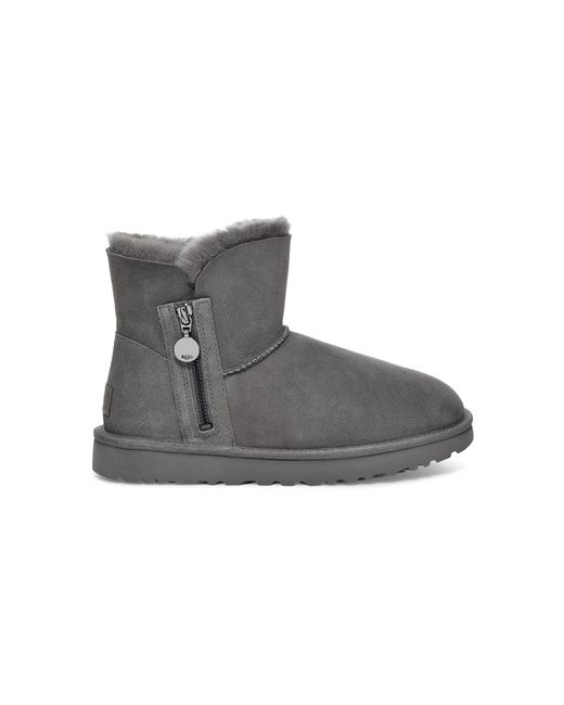 gray bailey button uggs