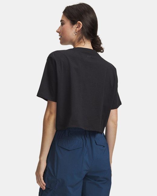 Under Armour Black Script Heart Crop Short Sleeve Anthracite