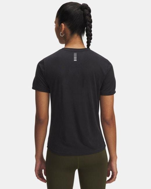 Under Armour Launch Jacqrd Damesshirt Met Korte Mouwen Zwart Reflecterend in het Black