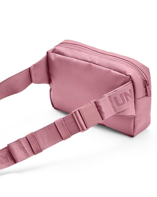 Bandolera riñonera sportstyle lite Under Armour de color Pink