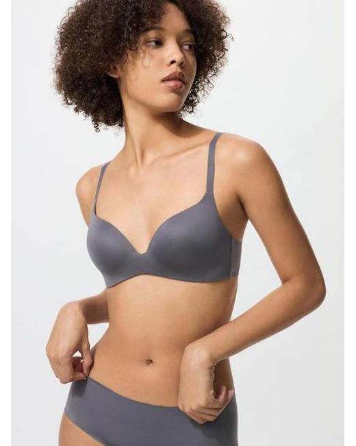 Uniqlo Gray Wireless Bra (3D Hold)