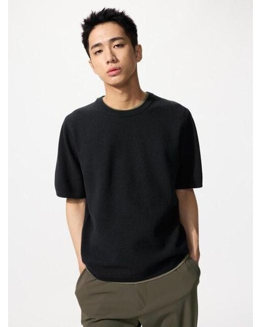Uniqlo Black Washable Milano Ribbed Knitted T-Shirt for men