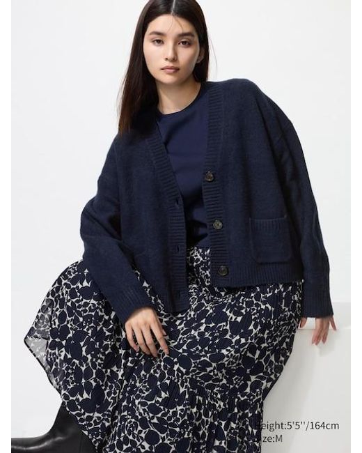Cardigan Filato Soffice Taglio Corto di Uniqlo in Blue