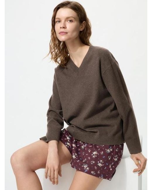 Uniqlo Brown Washable Knit V Neck Jumper (Smooth)