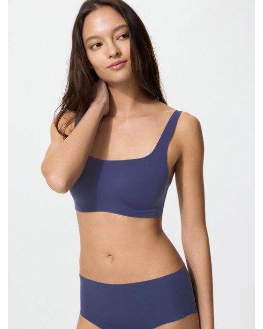 Uniqlo Blue Wireless Bra (Relax)