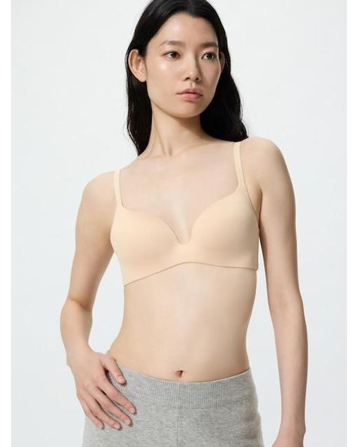 Uniqlo Natural Wireless Bra (3D Hold)