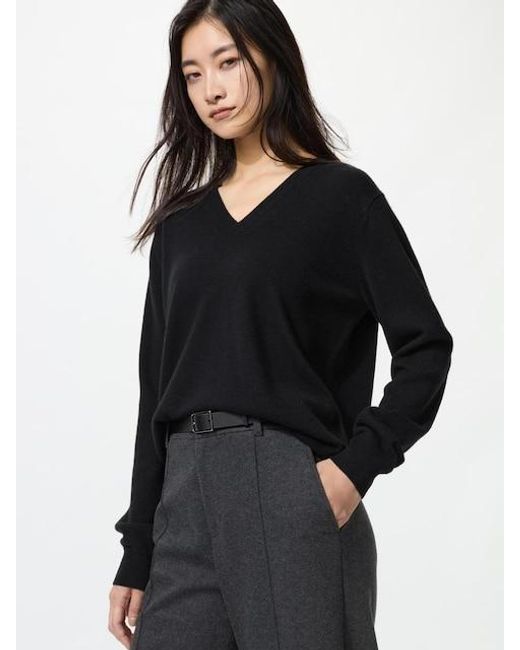 Uniqlo Black 100% Cashmere V Neck Jumper