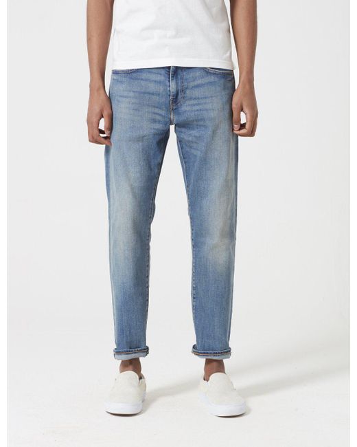 levis relaxed tapered