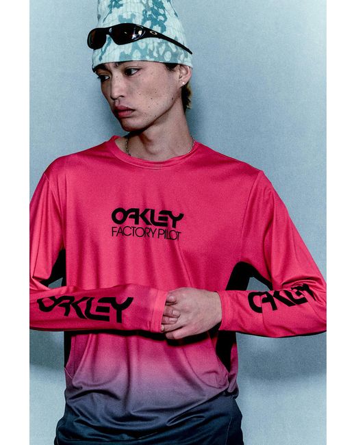 Oakley Pink Paloma Gradient Maven Coast T-shirt for men
