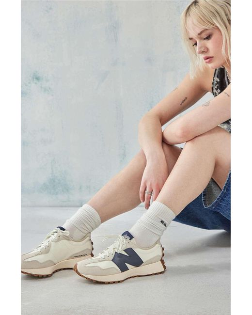 New Balance White Moonbeam 327 Trainers