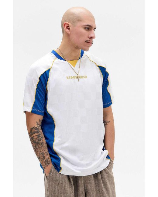 Umbro Blue Brilliant White Panelled T-shirt for men