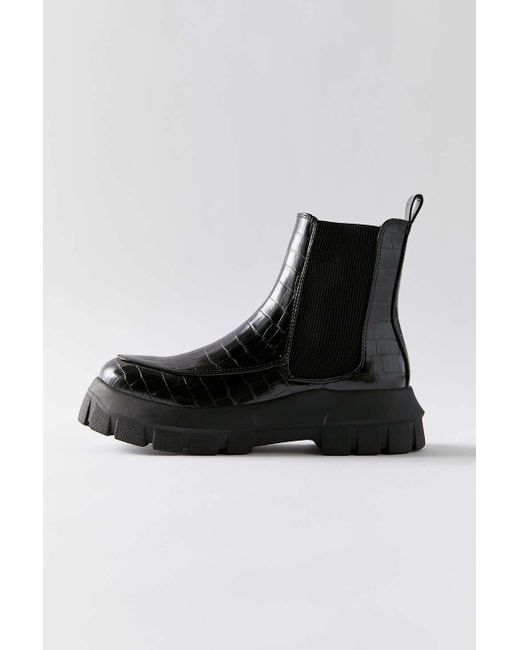 Urban Outfitters Black Uo Eden Chelsea Boot