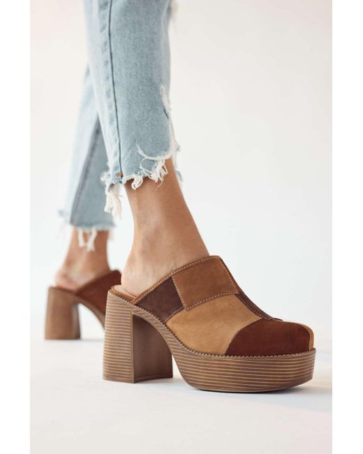 steve madden suede clogs