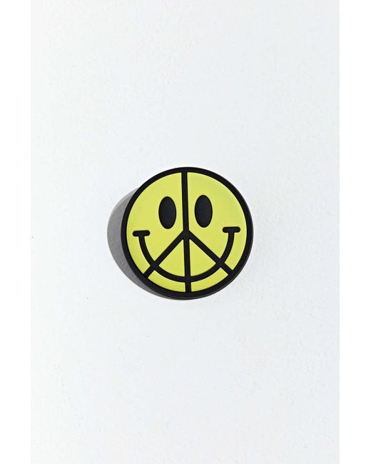 guess x chinatown market x smiley uo exclusive denim trucker jacket