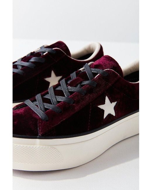 Converse hotsell velvet platform