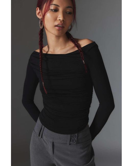Silence + Noise Silence + Noise Hadley Asymmetrical Off-the-shoulder Top In Black At Urban Outfitters
