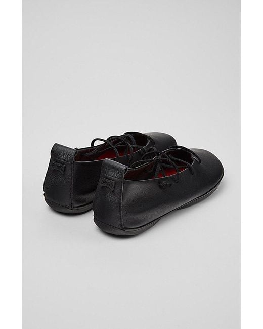 Camper Black Right Nina Leather Lace-Up Ballerina Flat