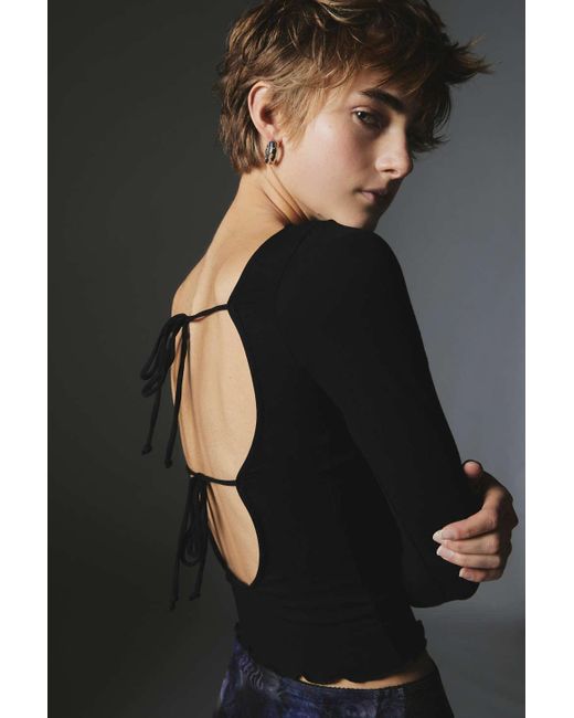 Silence + Noise Silence + Noise Rhiannon Tie-back Top In Black,at Urban Outfitters