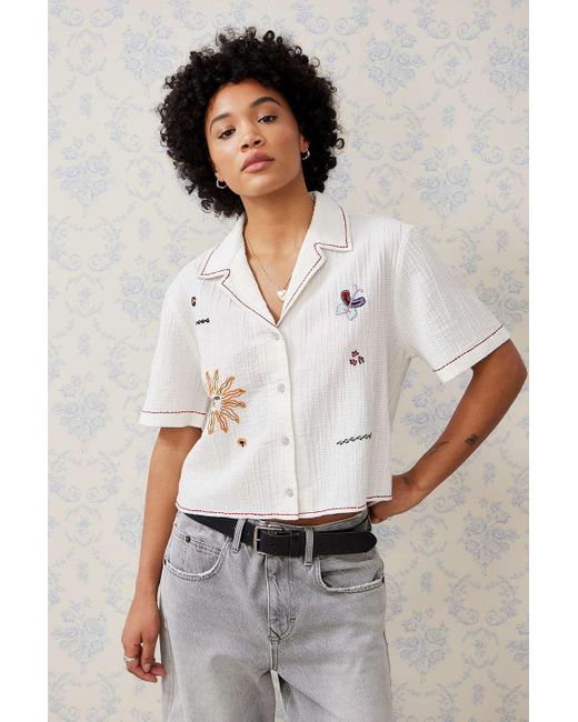 Urban Outfitters White Uo Souvenir Embroidered Cropped Shirt