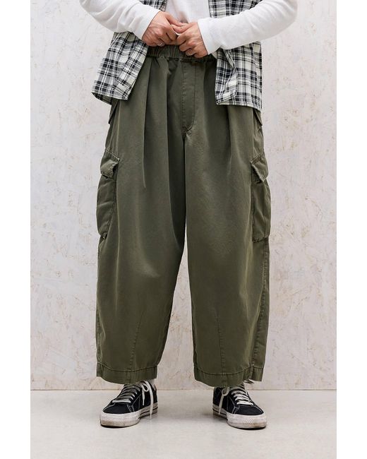 BDG Green Bobbi Cropped Cargo Trousers for men