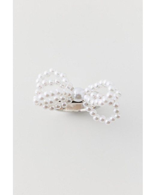 Urban Outfitters Brown Pearl Bow Statement Ring